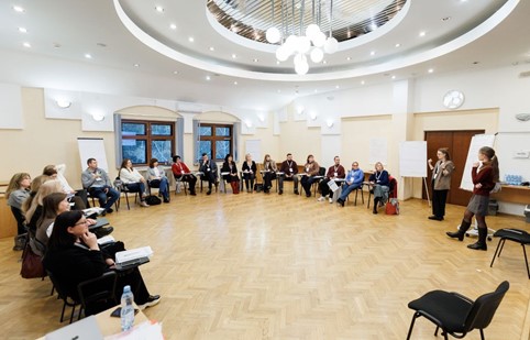 Обговорення питань відповідального ведення бізнесу в експертному колі